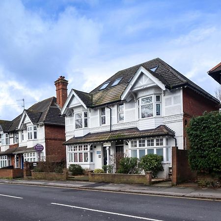 Ferienwohnung Guildford Town Centre With Parking Exterior foto