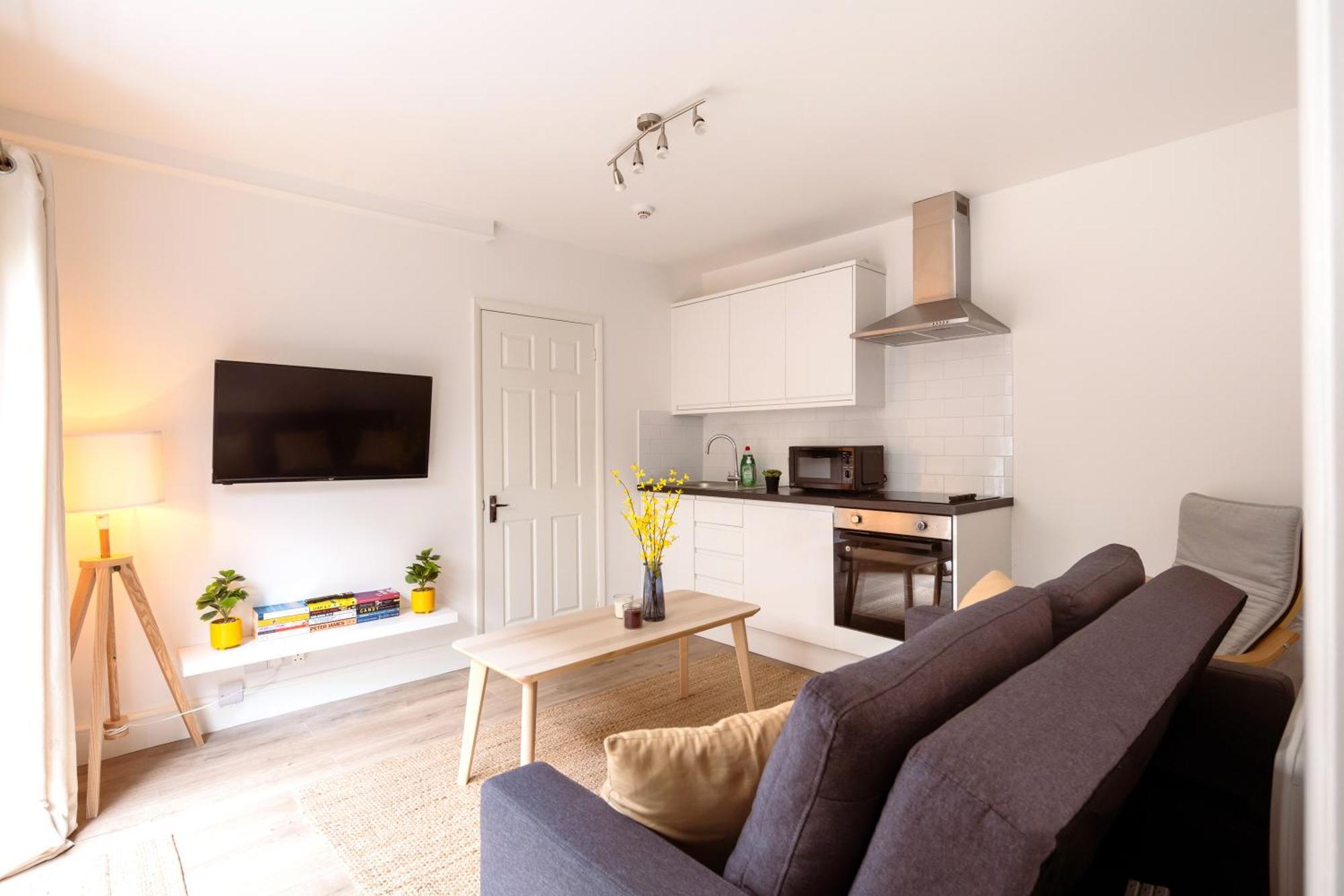 Ferienwohnung Guildford Town Centre With Parking Exterior foto