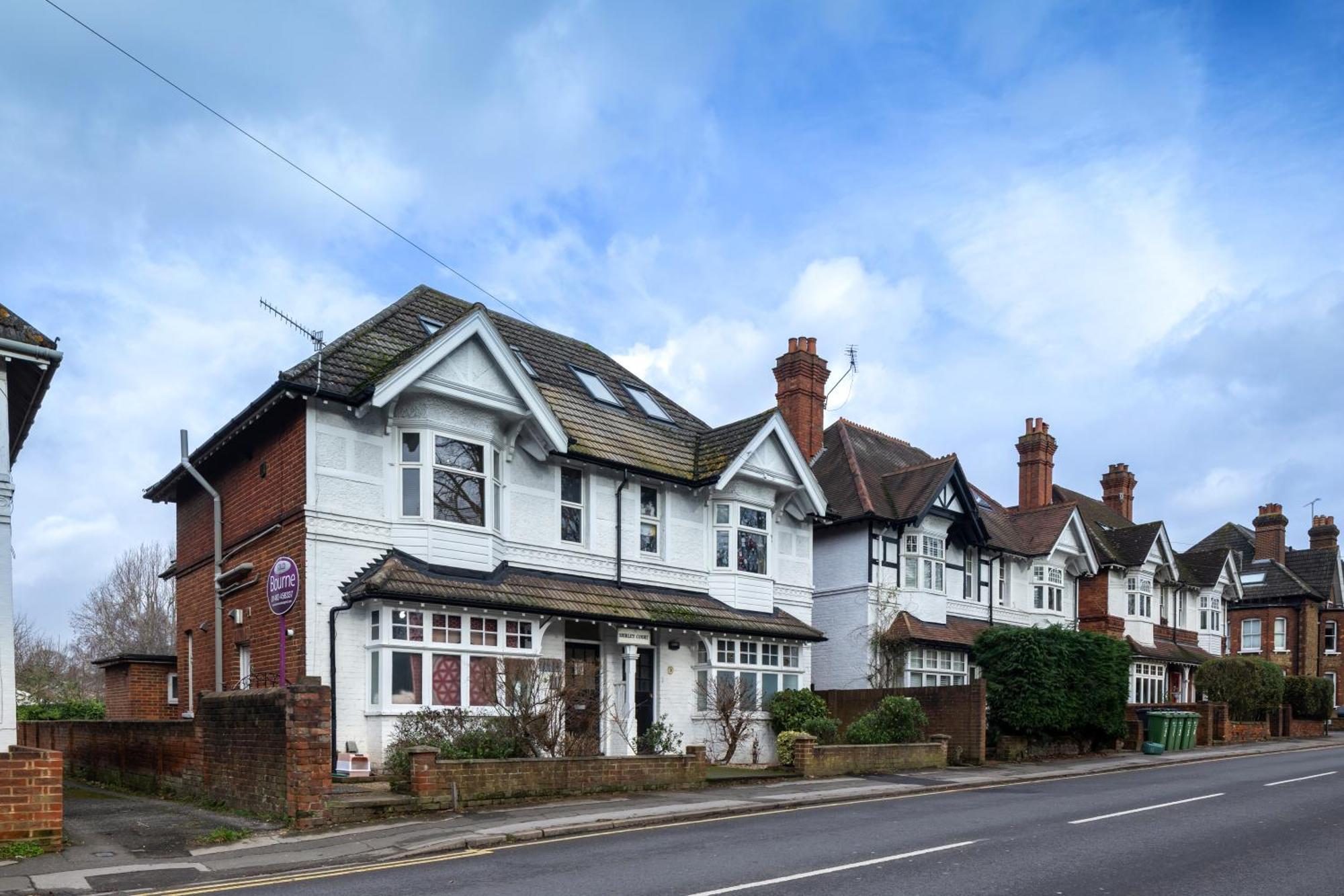Ferienwohnung Guildford Town Centre With Parking Exterior foto